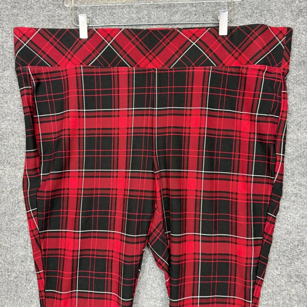 Torrid Pants Womens 4XL Red Black Plaid Pixie Pull‎ On Plus Size Stretch Holiday